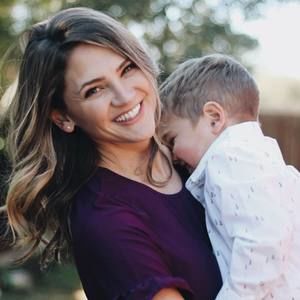 Meet your Posher, Mikala